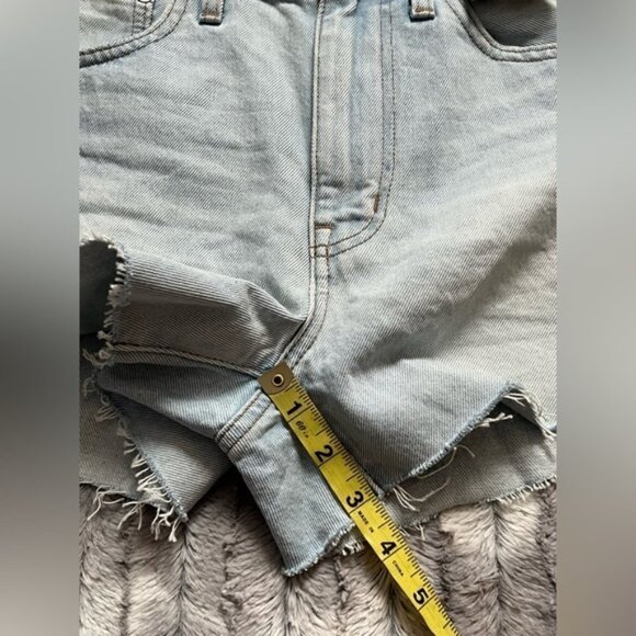 Madewell Relaxed Denim Shorts in Essen Wash Size 27 - Picture 7 of 11